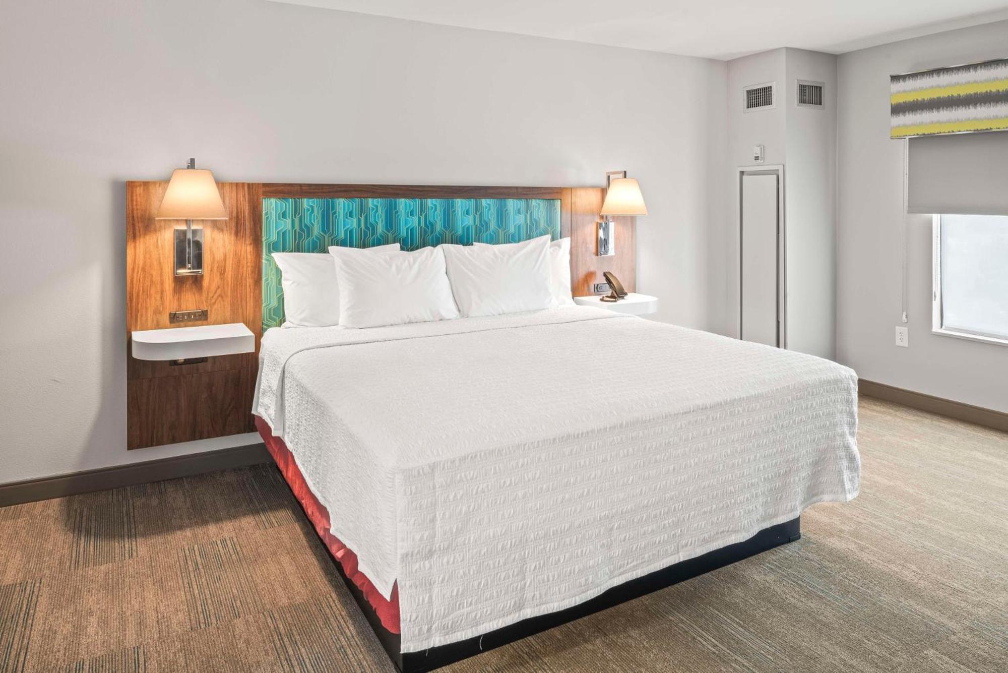 Hampton Inn Columbus-North Exteriör bild