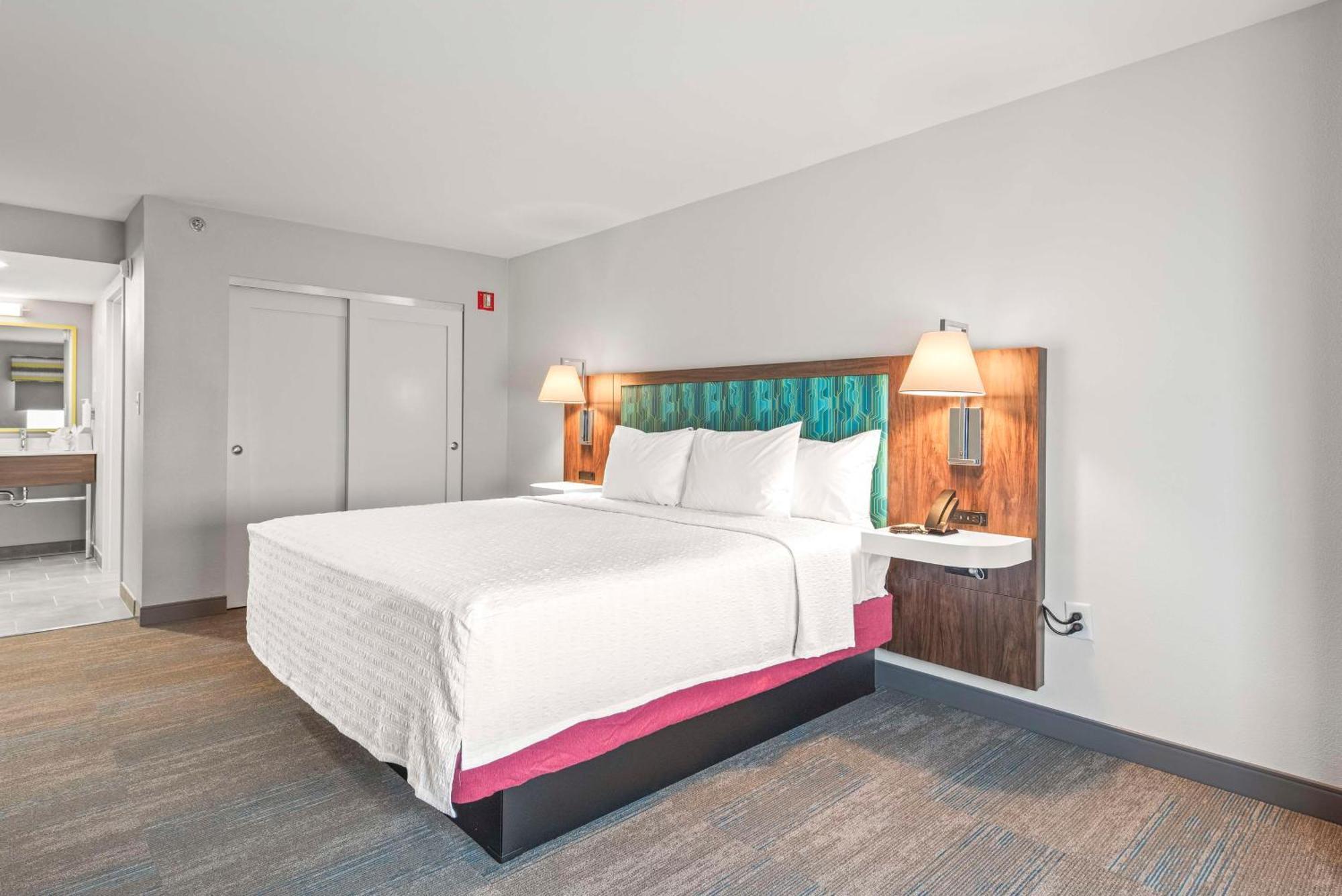 Hampton Inn Columbus-North Exteriör bild