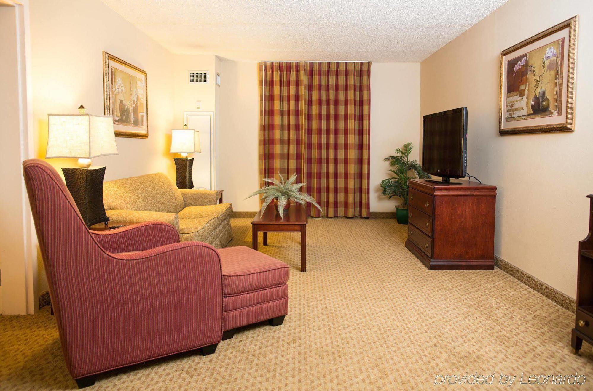 Hampton Inn Columbus-North Exteriör bild